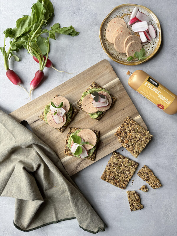 288_Knækbrød_m_kyllingekødpølse_03c